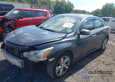 2013 Nissan Altima 2.5 Sv z USA, uszkodzony, nr VIN 1N4AL3AP0DN421028